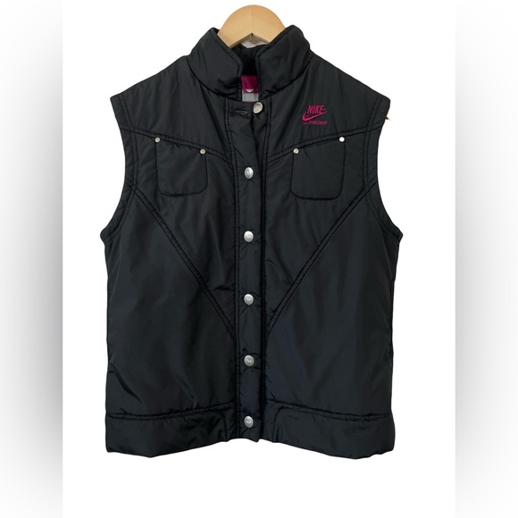 Nike Women’s Medium Quilted Black Puffer Vest with Pink Lining - Picture 1 of 13